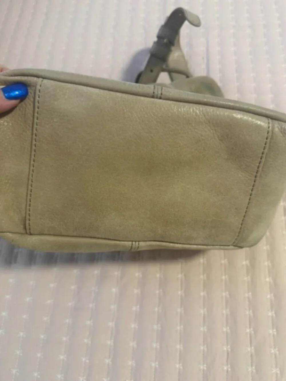 HOBO Taupe Suede 